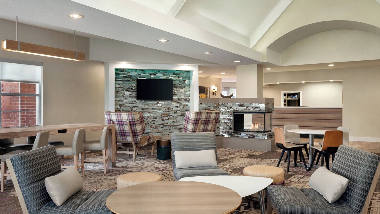 Photo of Others in Nut Tree