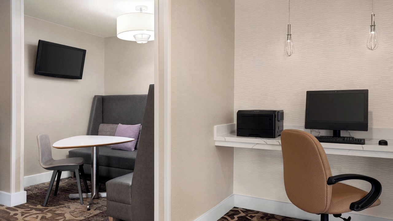 Photo of Others in Nut Tree