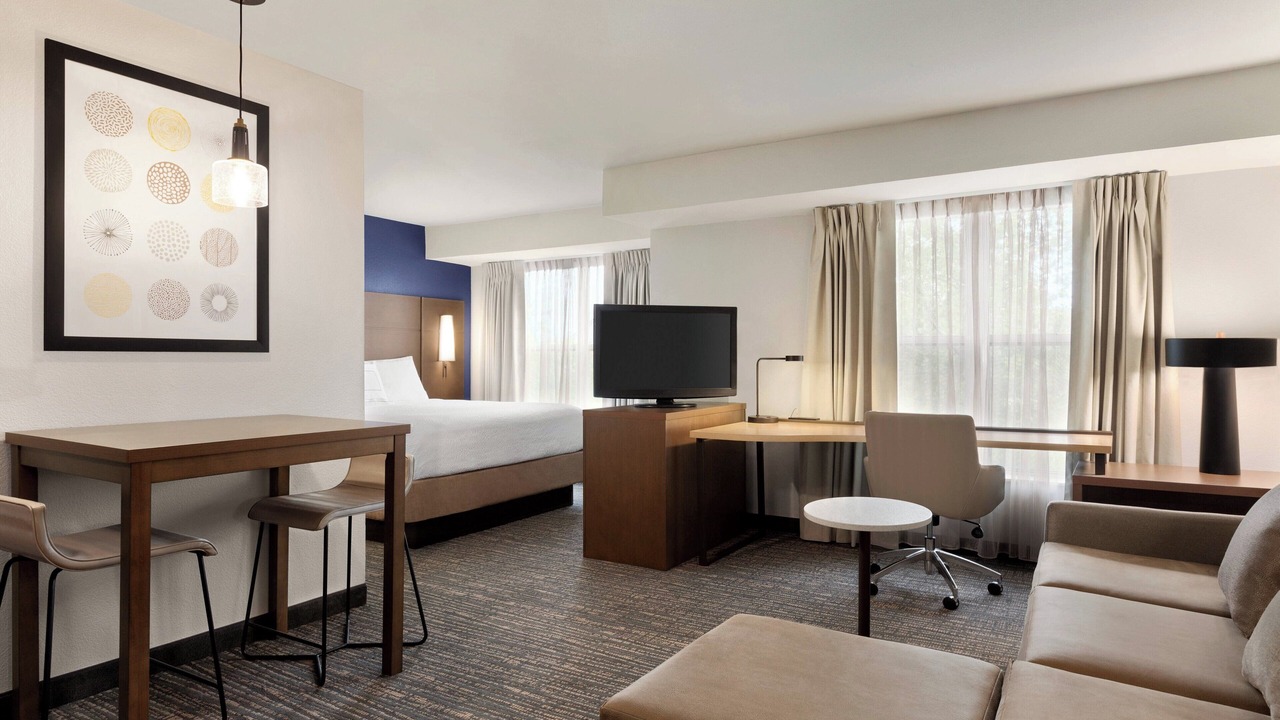 Photo of Others in Nut Tree