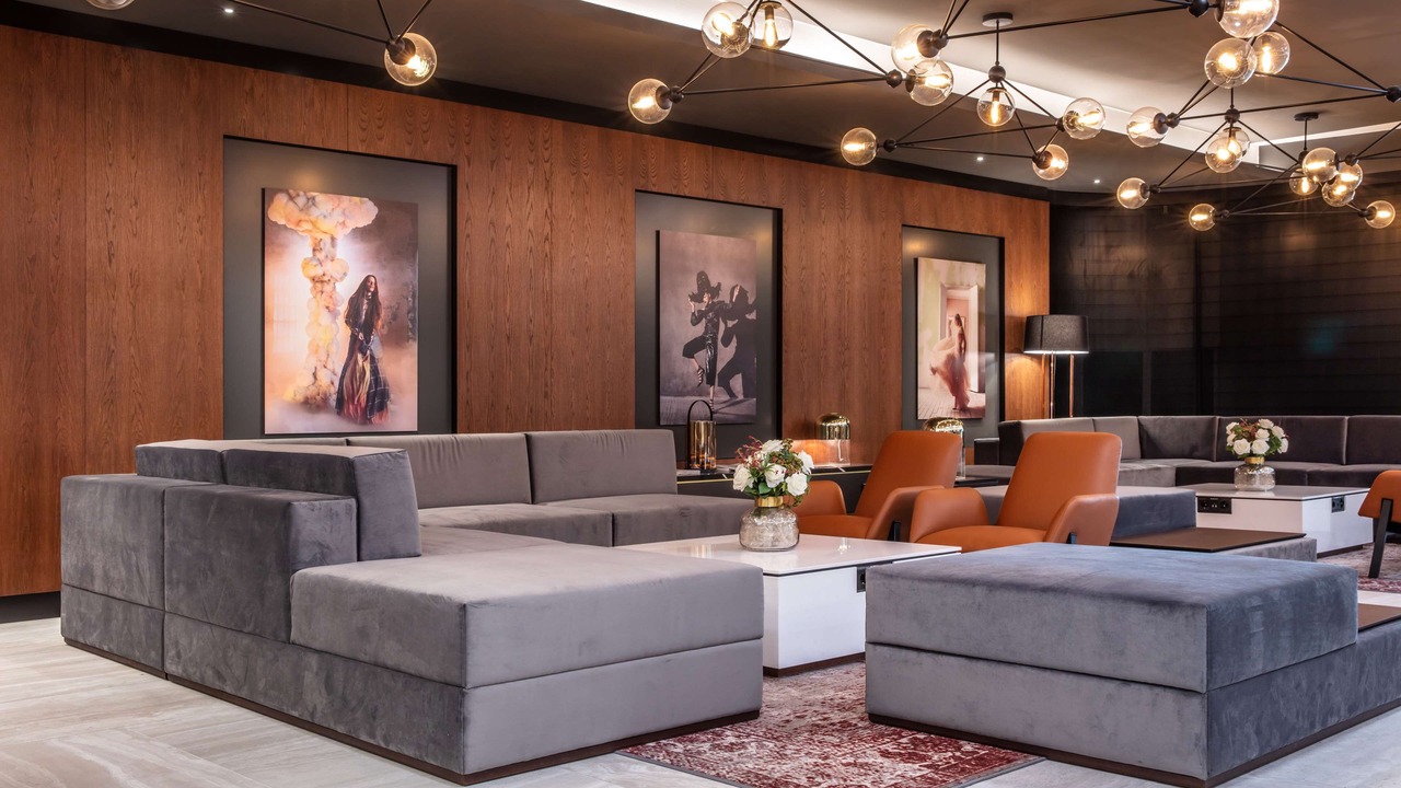 Photo of Others in Vorstadte