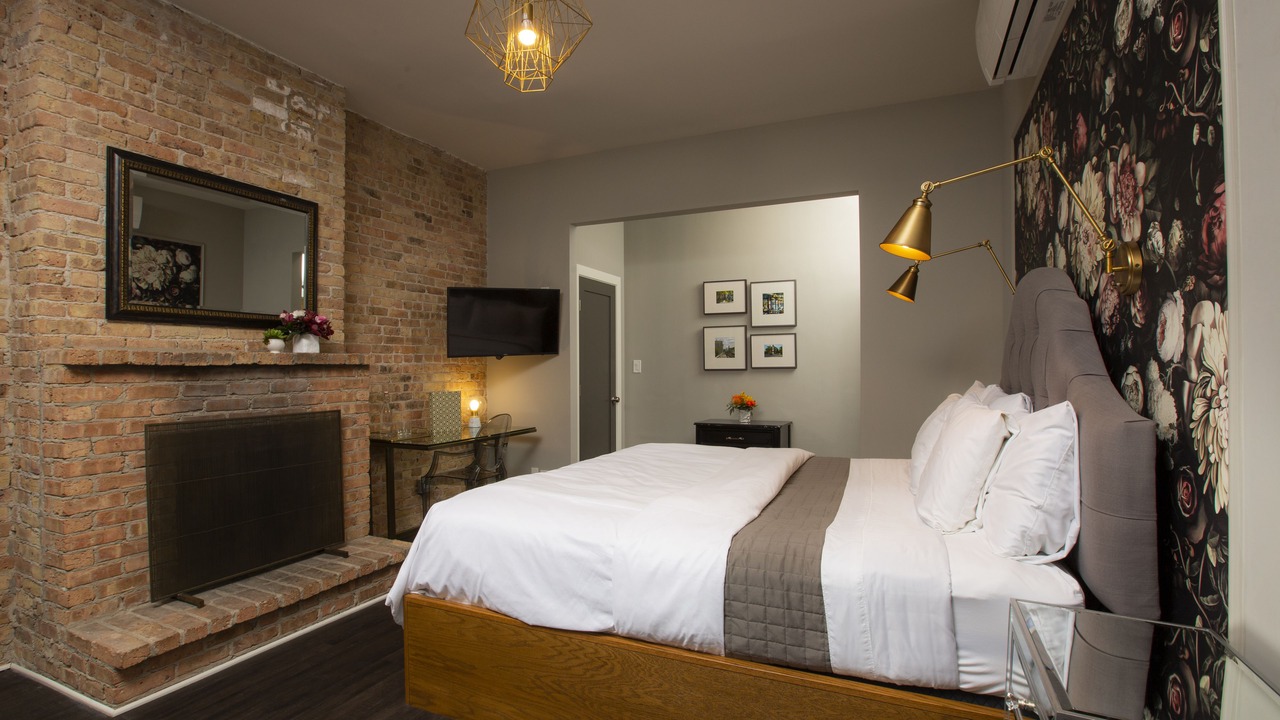 Photo of Bedroom in Wicker Park