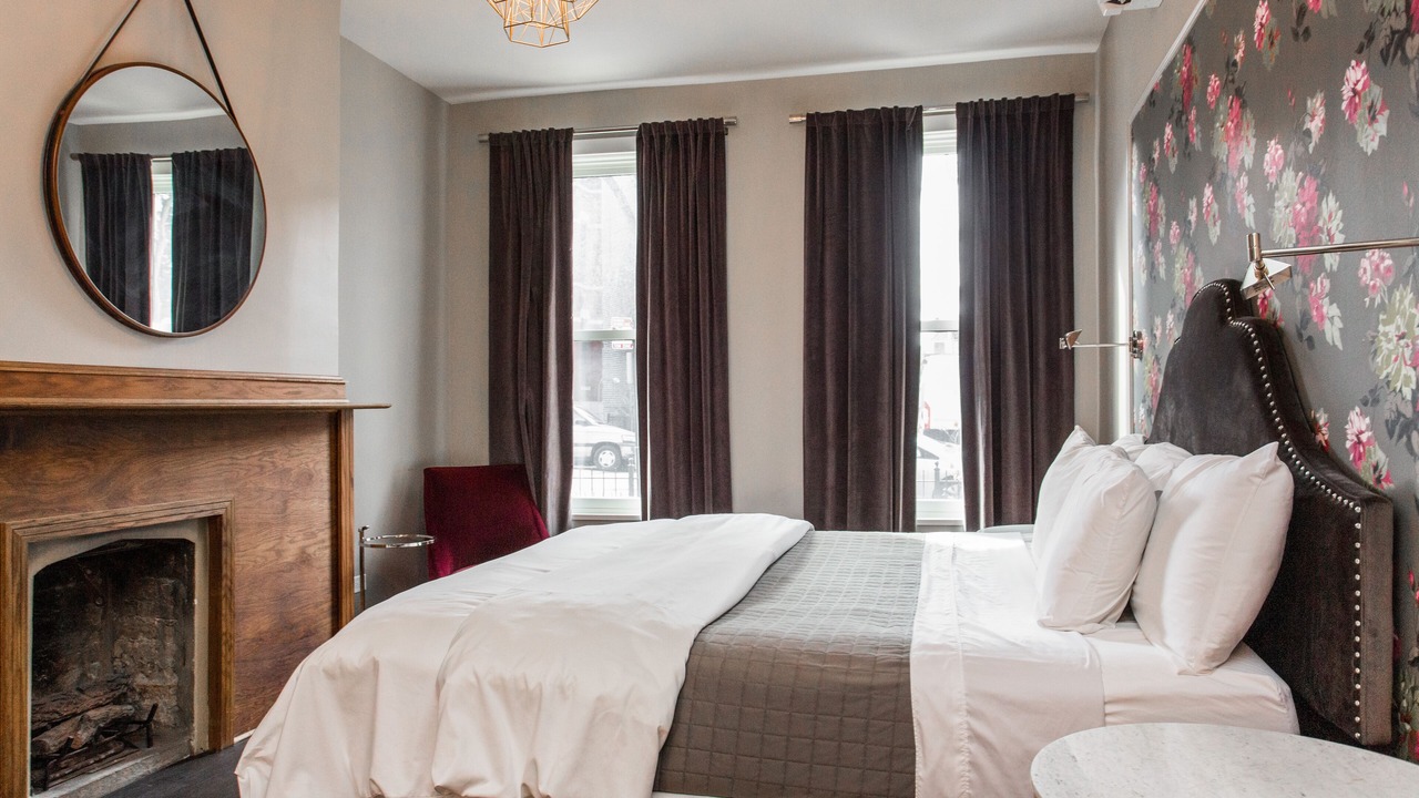 Photo of Bedroom in Wicker Park