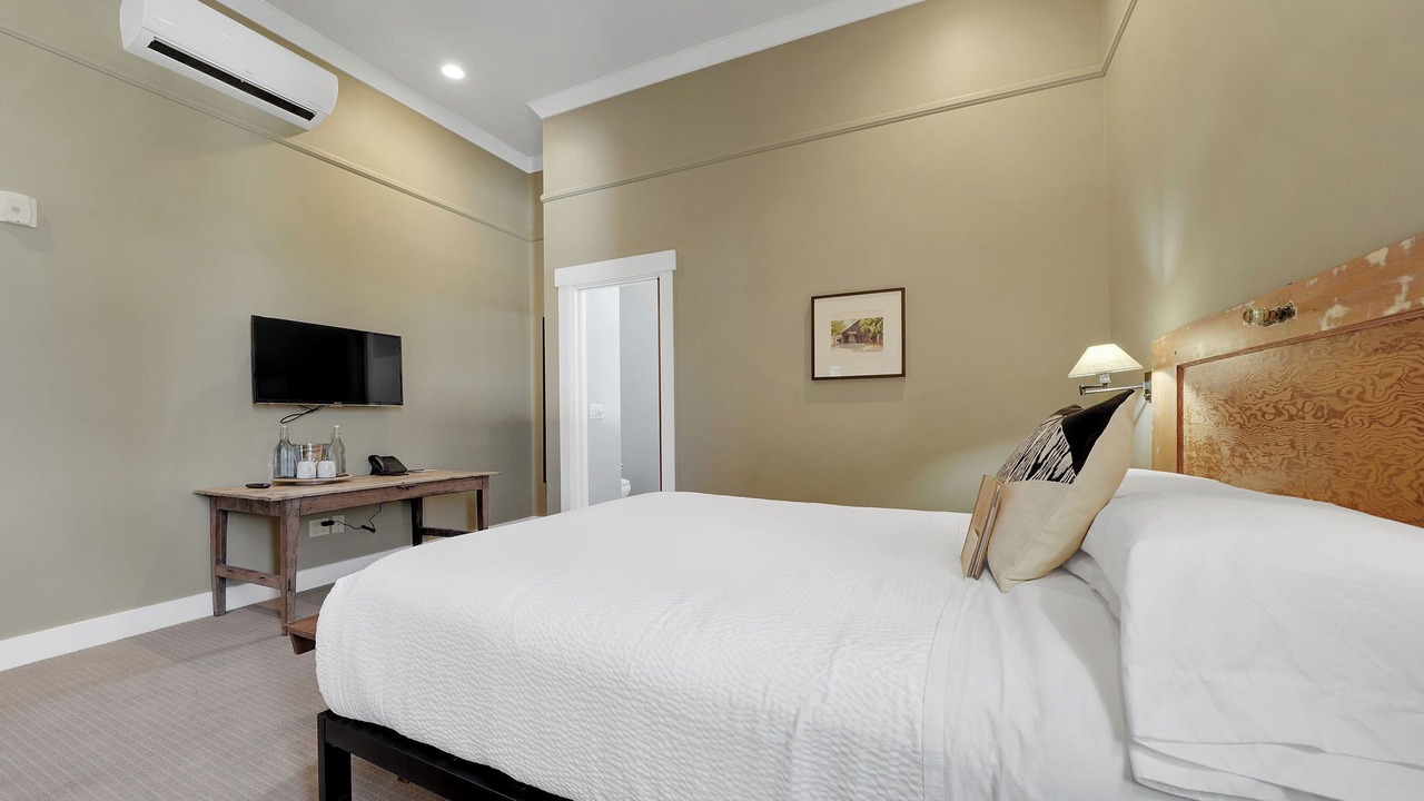 Photo of Bedroom in Sutter Creek