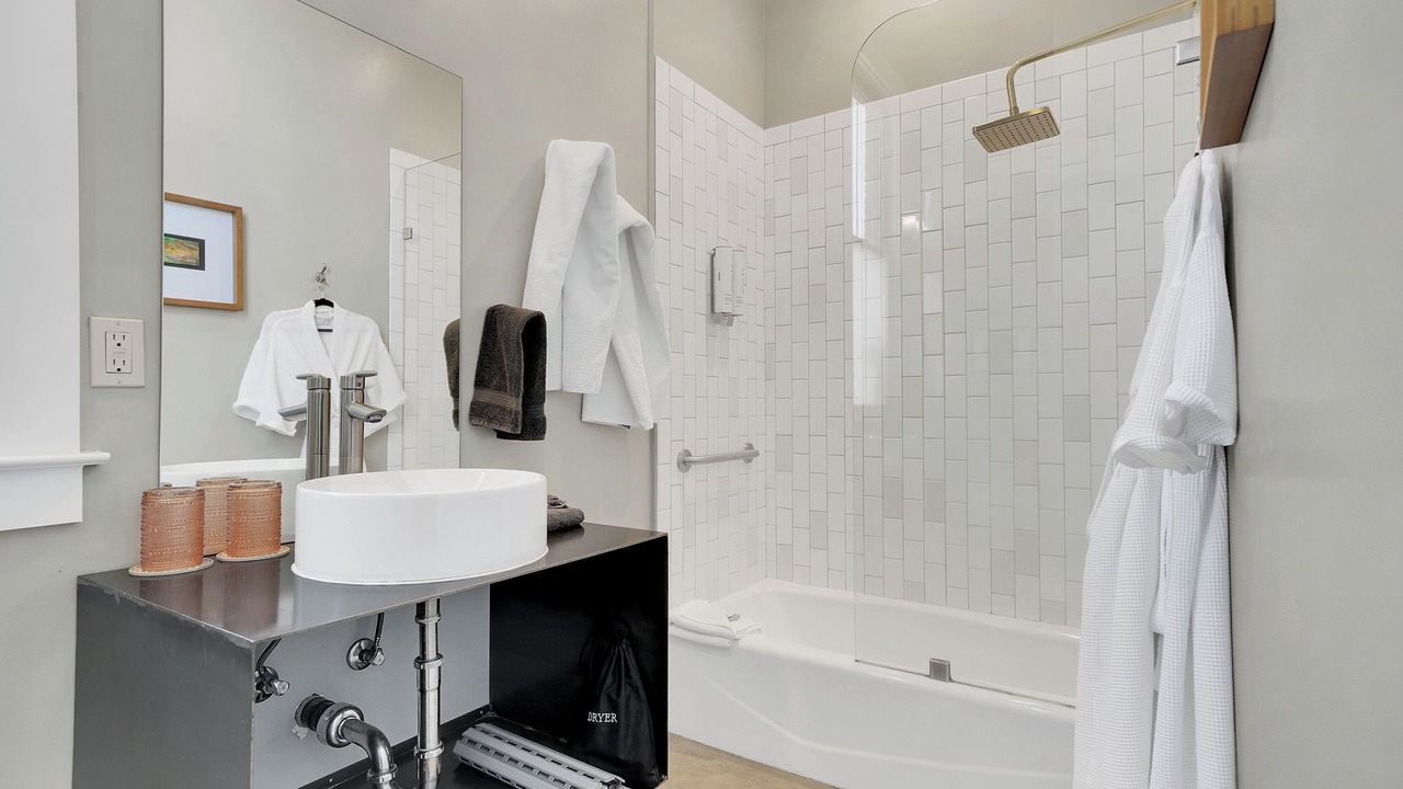 Photo of Bathroom in Sutter Creek