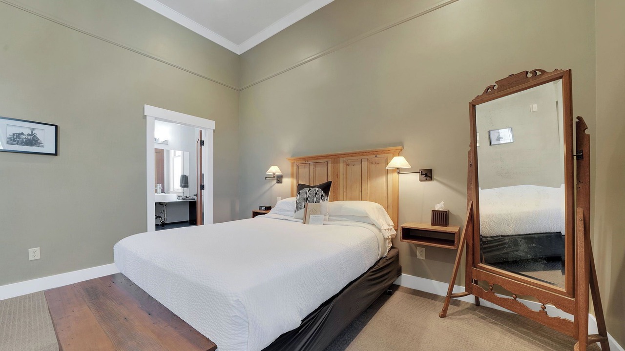 Photo of Bedroom in Sutter Creek