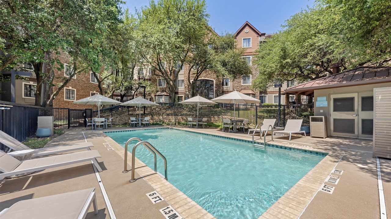 Photo of Outdoor in Gateway