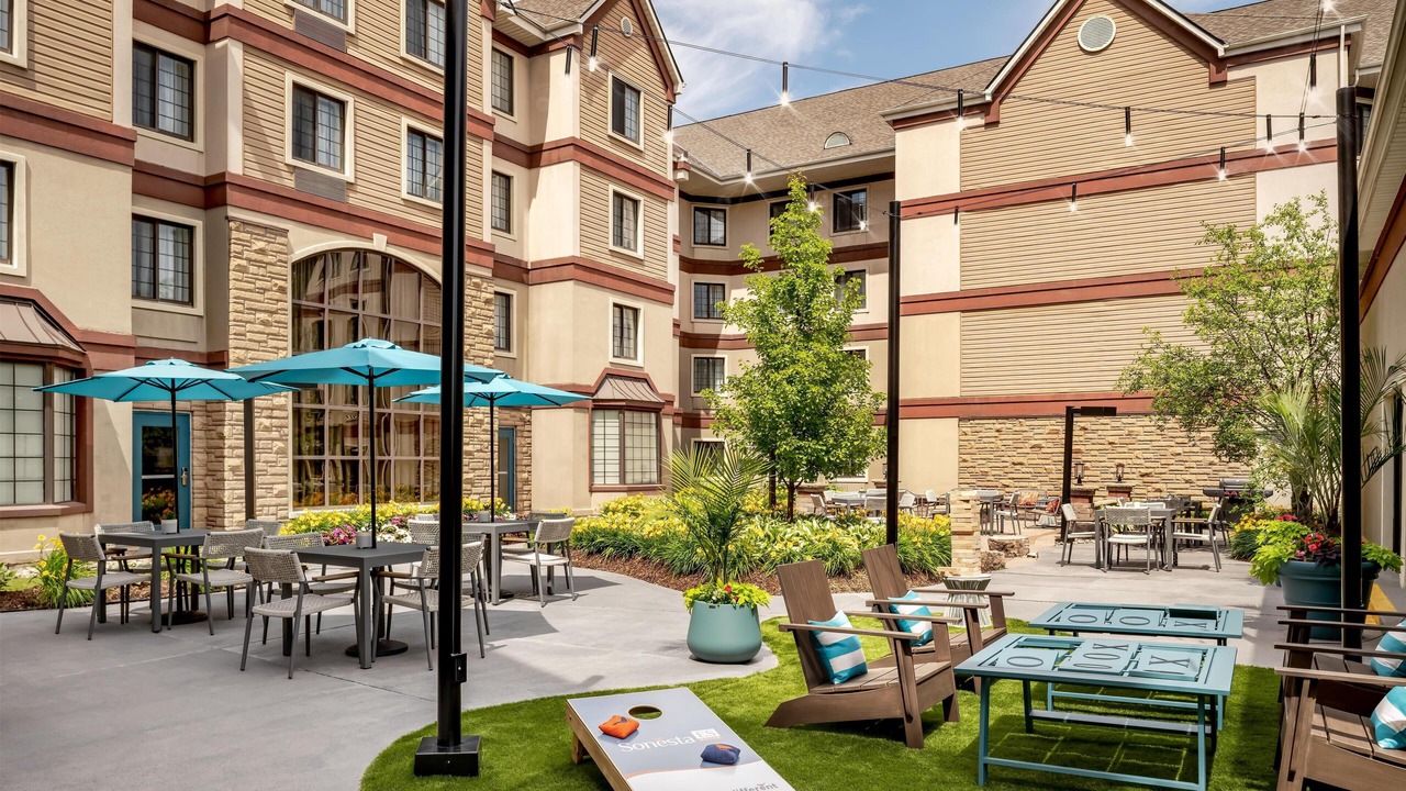Photo of Outdoor in Thornhill