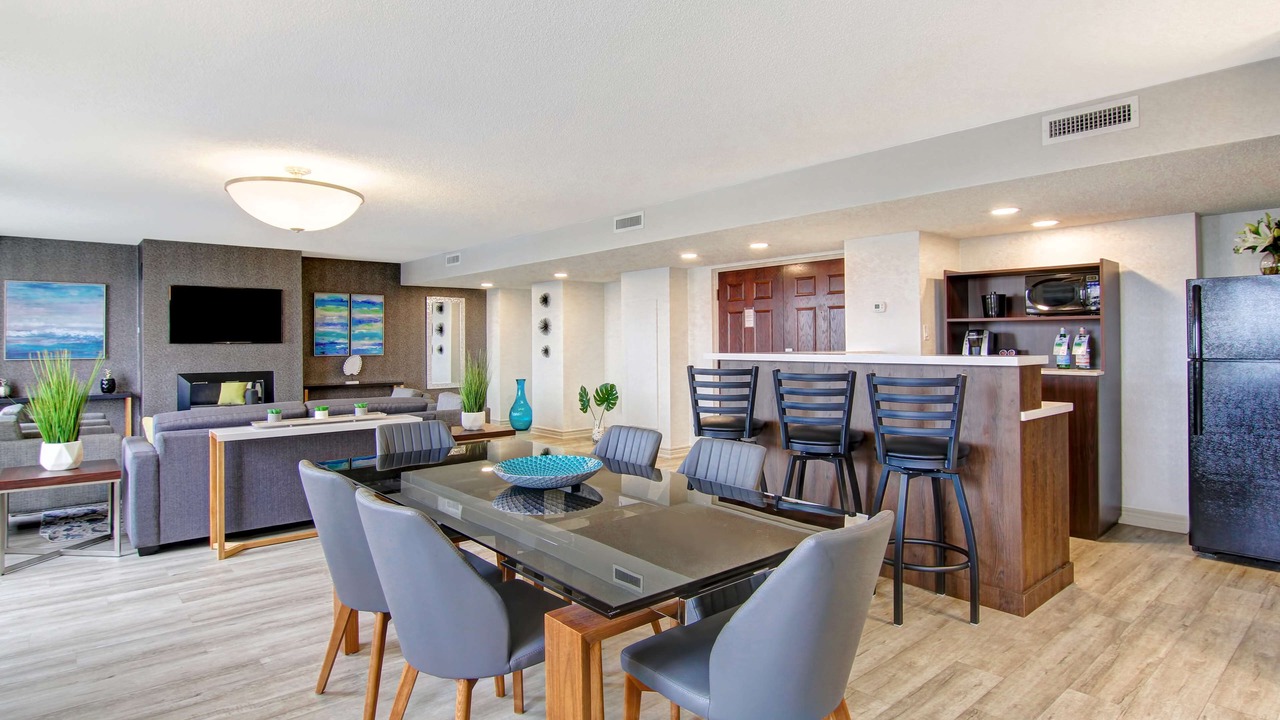 Photo of Livingroom in Downtown London