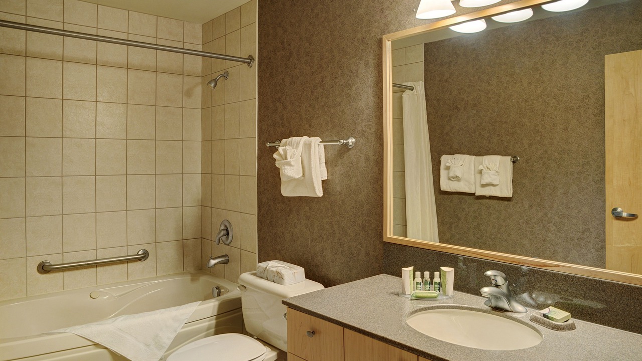 Photo of Bathroom in Gimli
