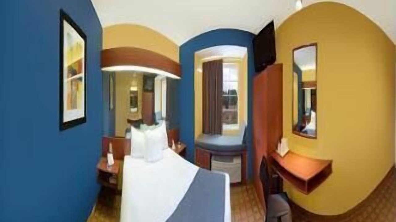 Photo of Bedroom in Hillsborough