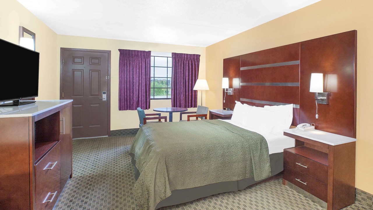 Photo of Bedroom in Fayetteville