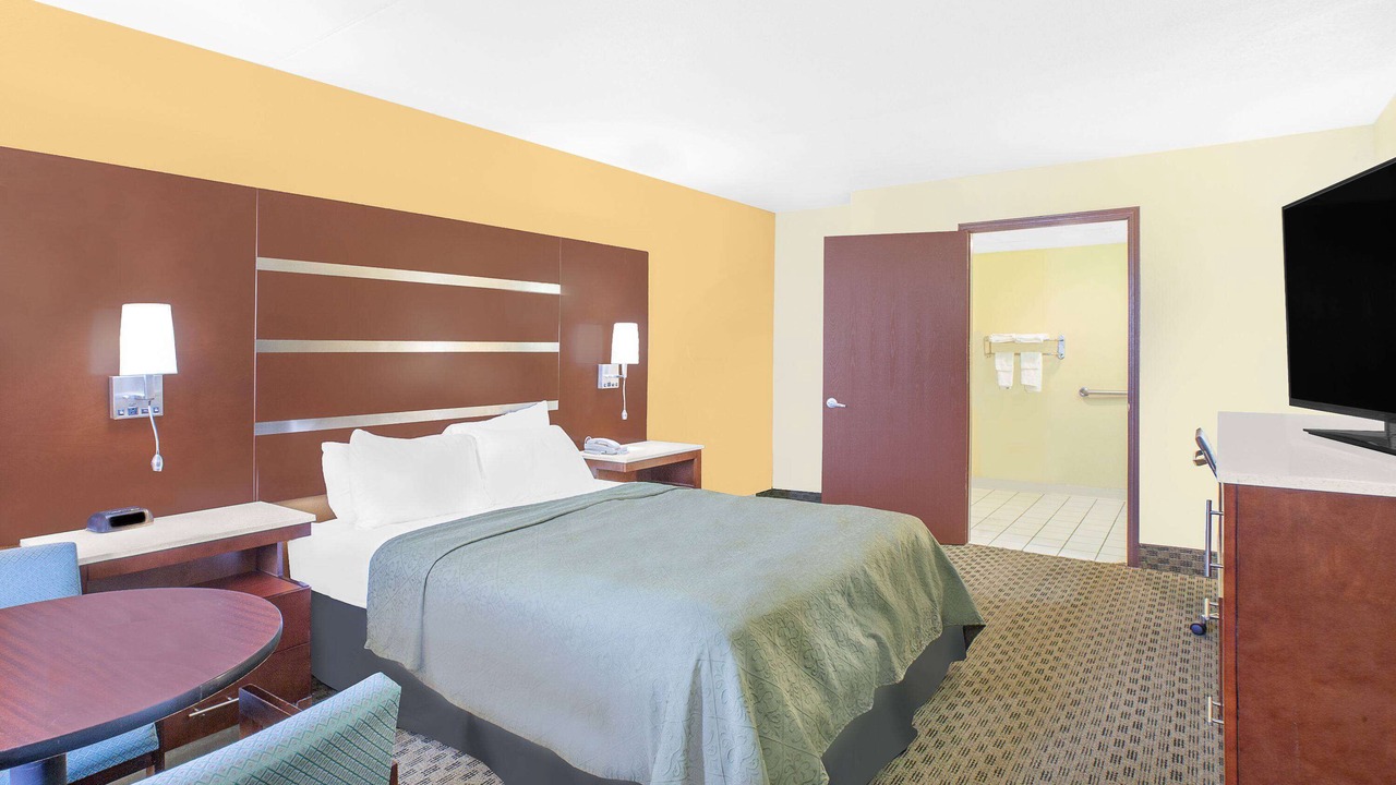 Photo of Bedroom in Fayetteville