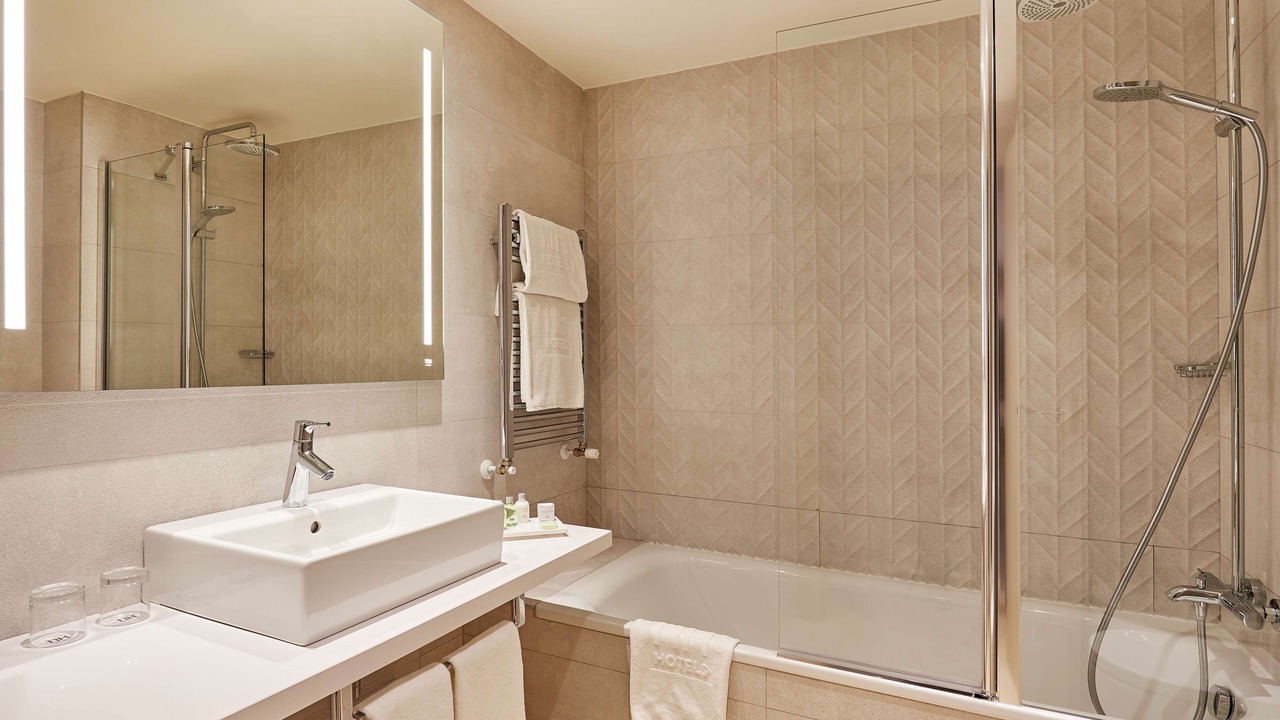 Photo of Bathroom in Logrono City Centre