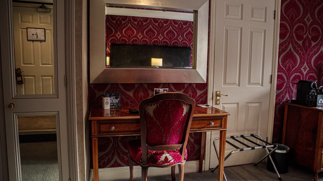 Photo of Bedroom in Horley