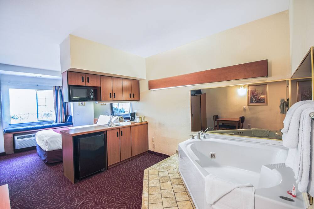 Photo of Bedroom in Mesquite