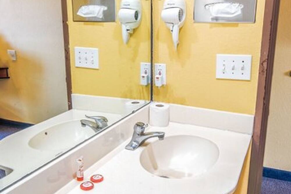 Photo of Bathroom in Mesquite