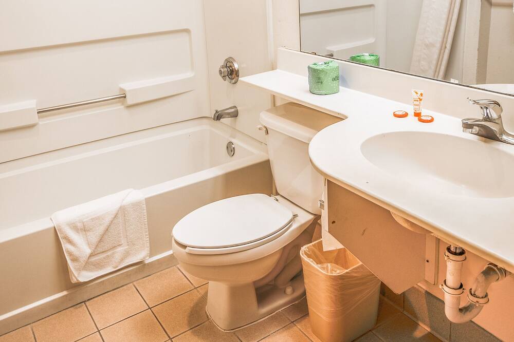Photo of Bathroom in Mesquite