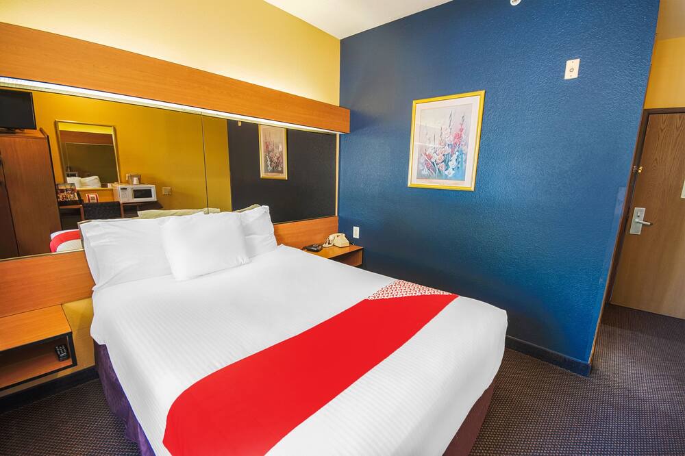 Photo of Bedroom in Mesquite