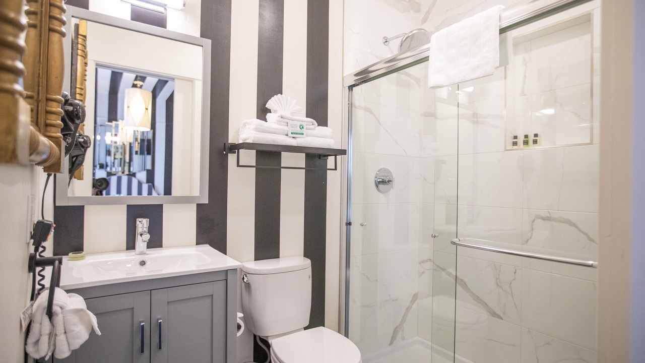 Photo of Bathroom in Chinatown