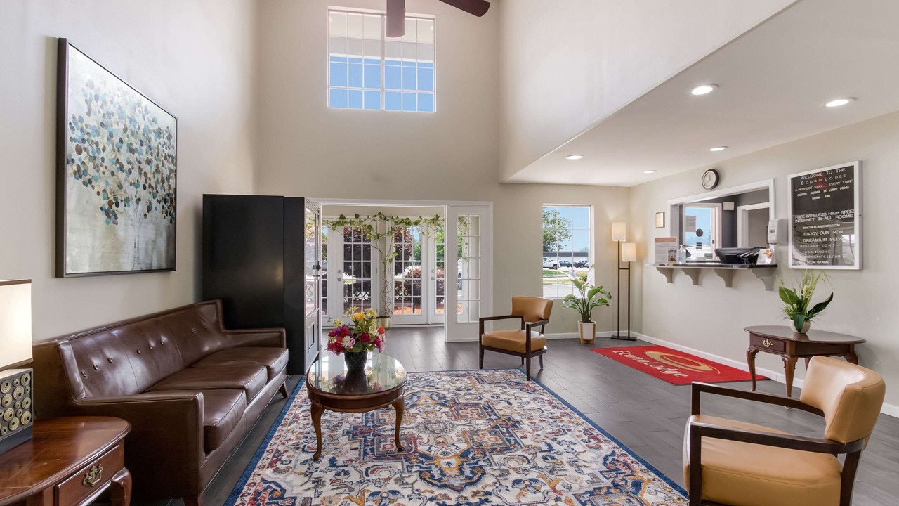Photo of Livingroom in Greenville