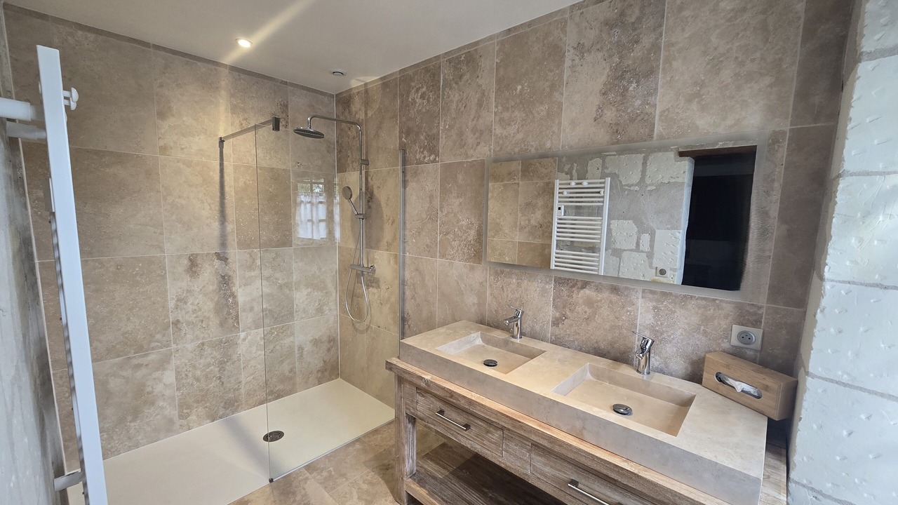 Photo of Bathroom in Chissay-en-Touraine