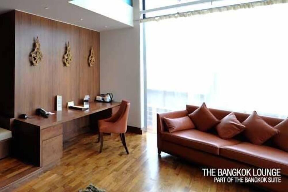 Photo of Others in Manor