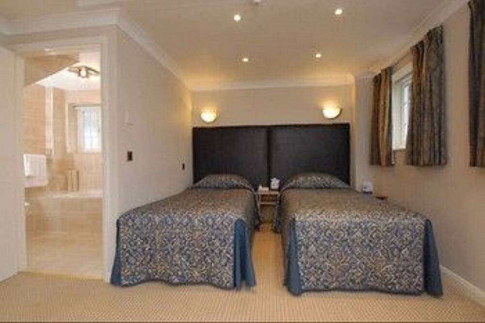 Photo of Bedroom in Manor