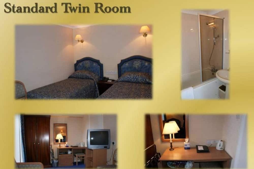 Photo of Bedroom in Manor