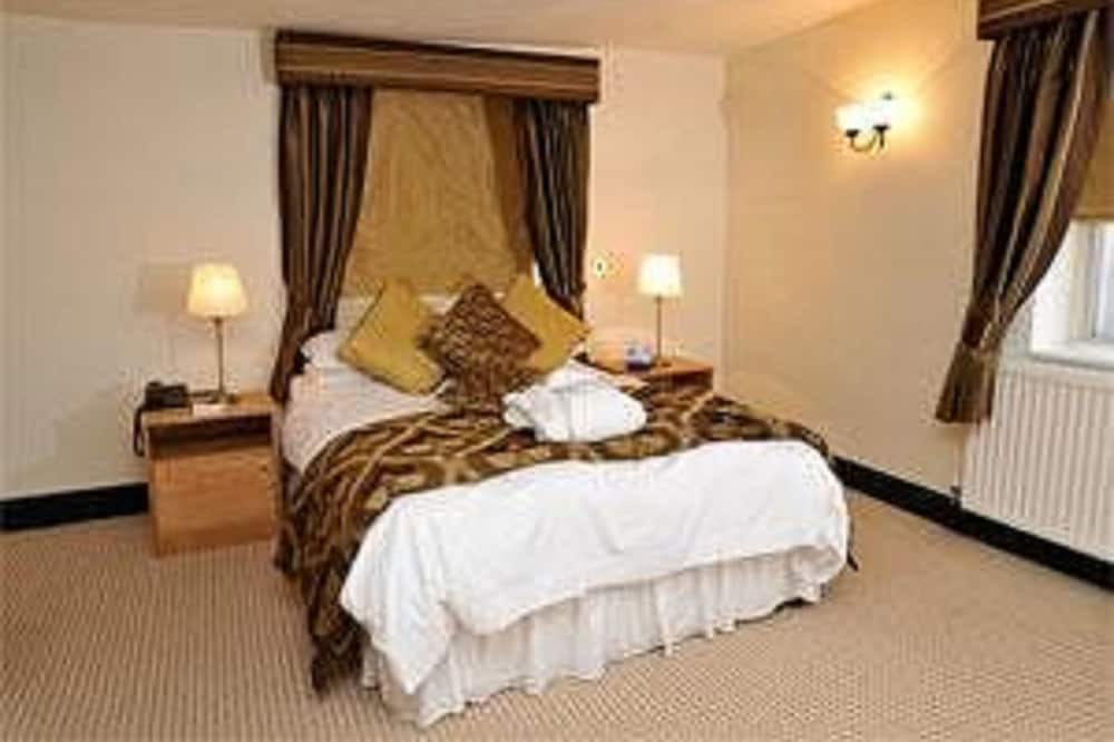 Photo of Bedroom in Manor