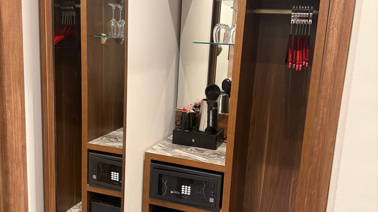 Photo of Bedroom in Earl's Court