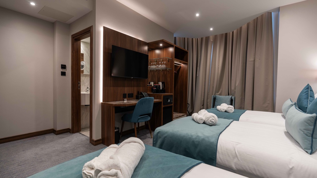 Photo of Bedroom in Earl's Court