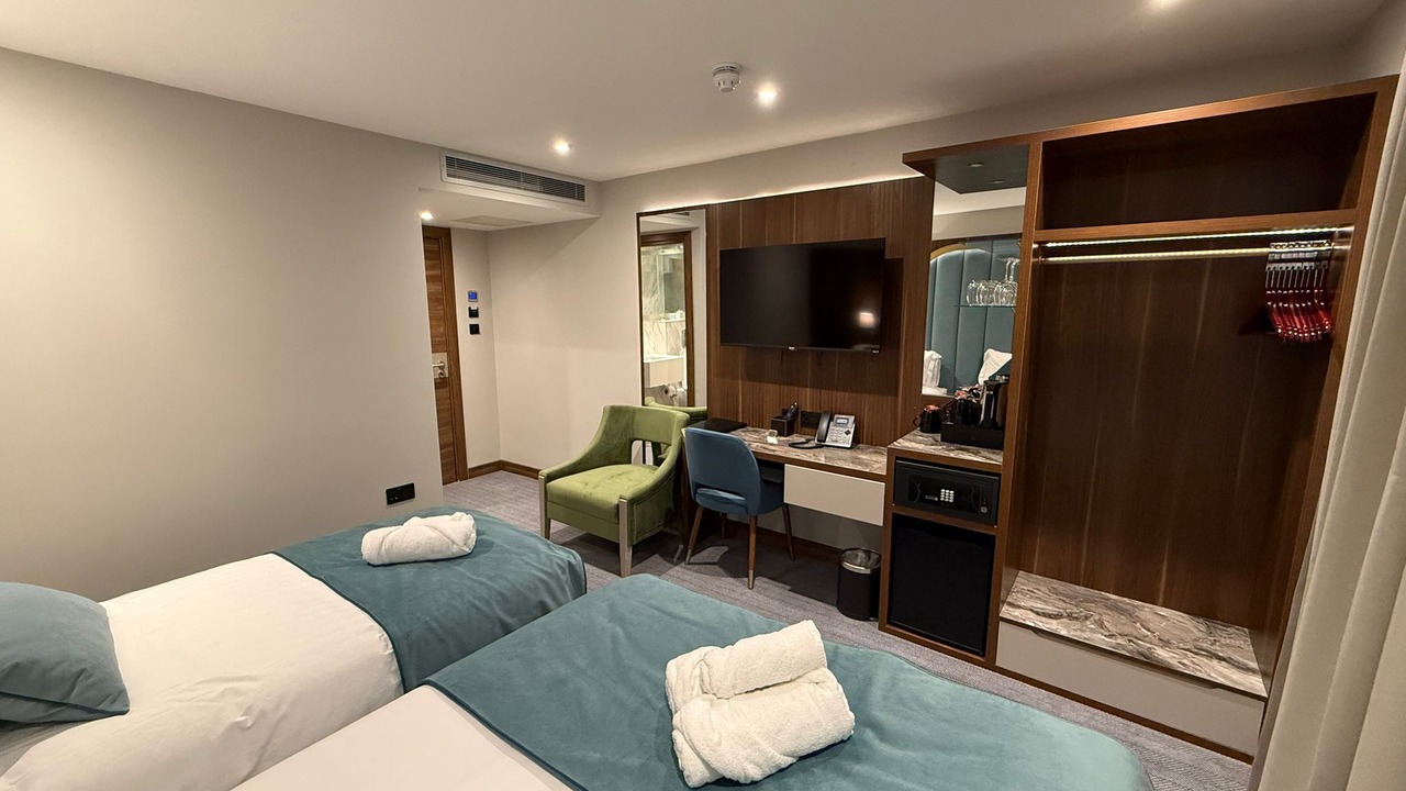 Photo of Bedroom in Earl's Court