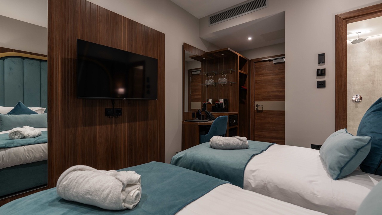 Photo of Bedroom in Earl's Court