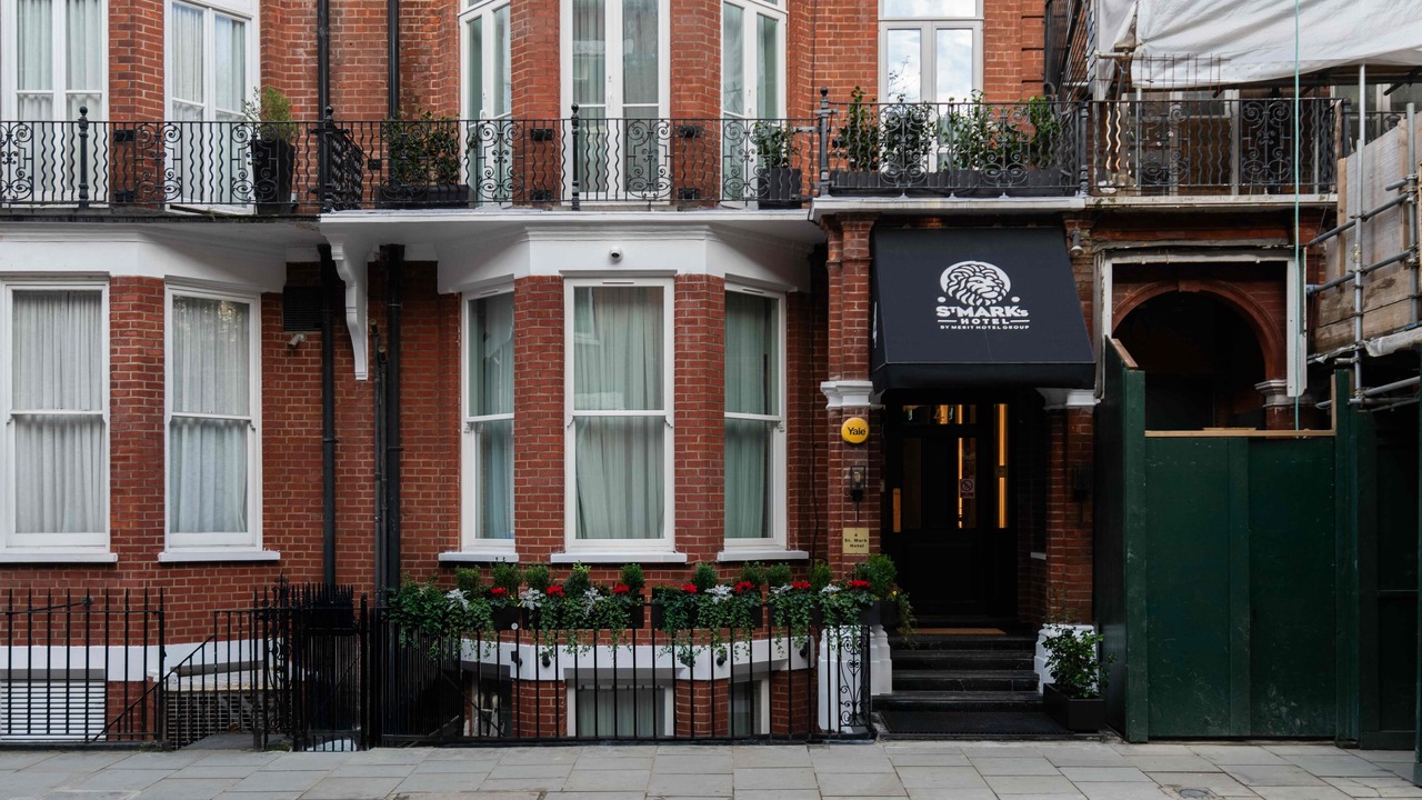 Photo of Outdoor in Earl's Court