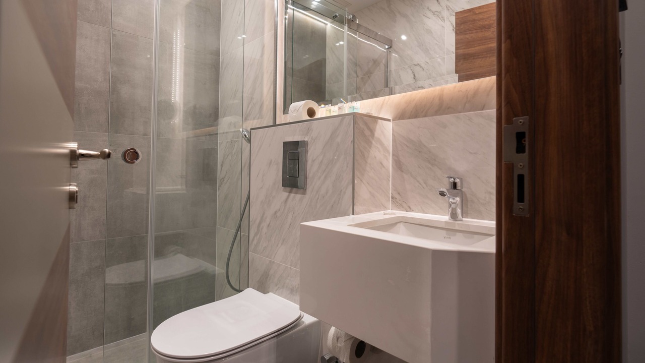 Photo of Others in Earl's Court