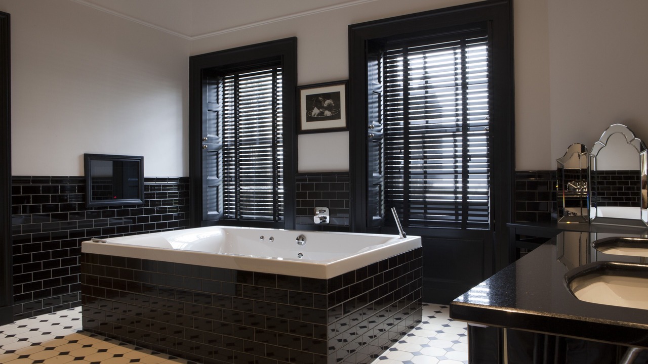 Photo of Bathroom in Oldmeldrum