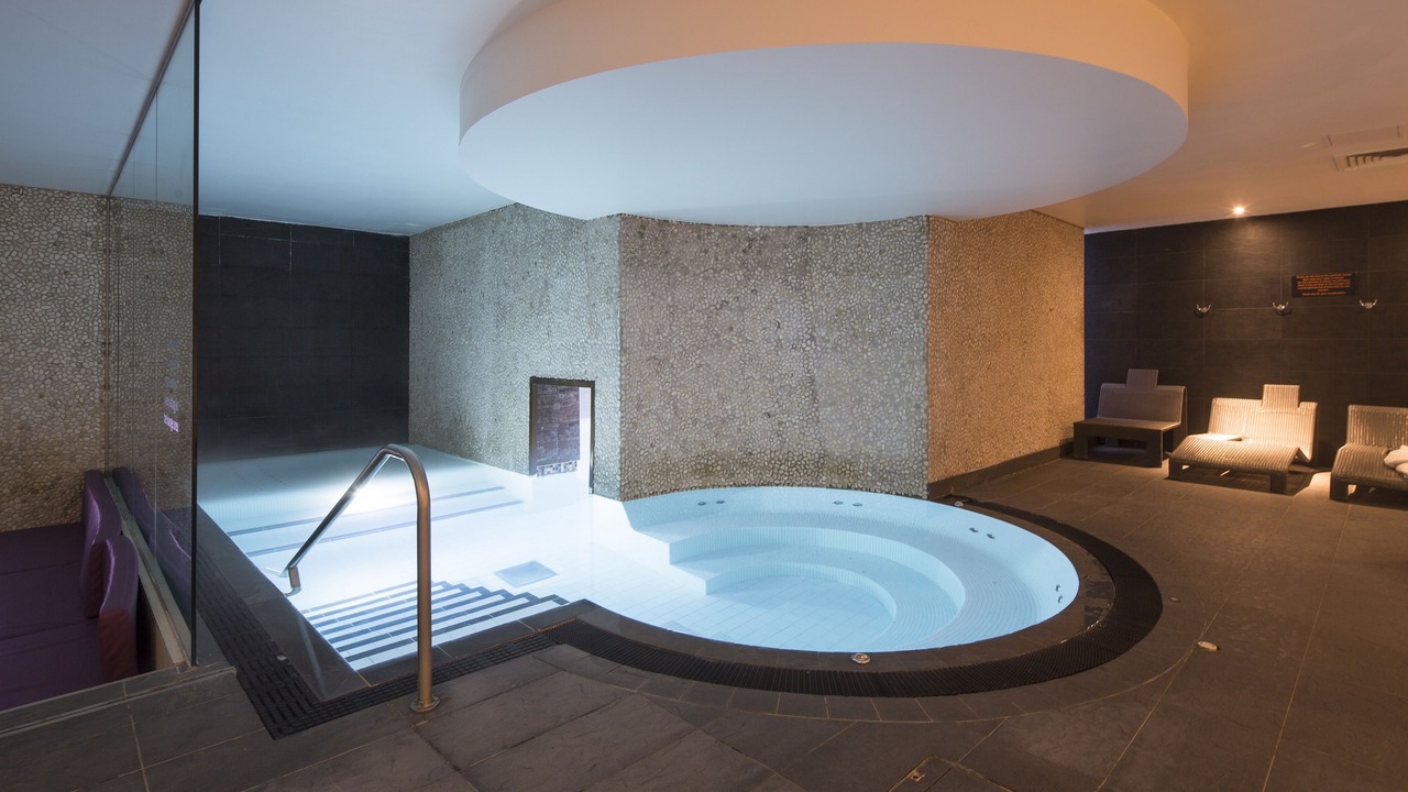 Photo of Others in Hoole