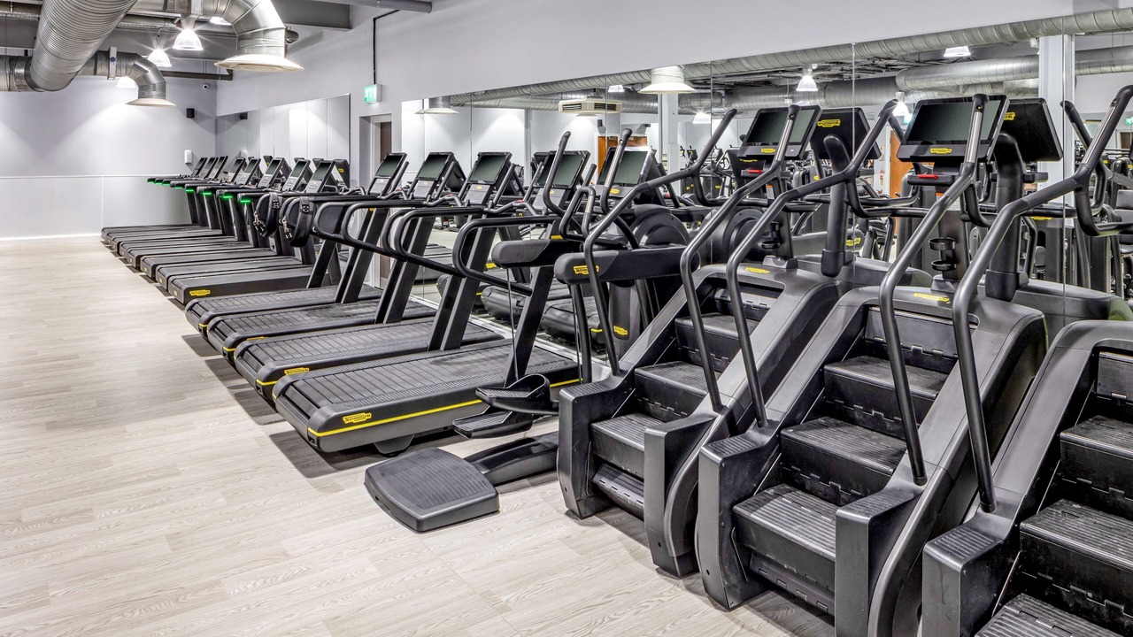 Photo of Others in Hoole