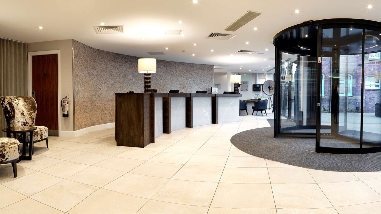 Photo of Others in Hoole