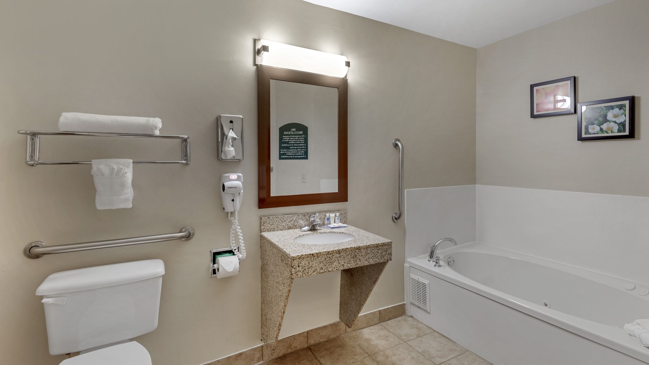 Photo of Bathroom in Canton