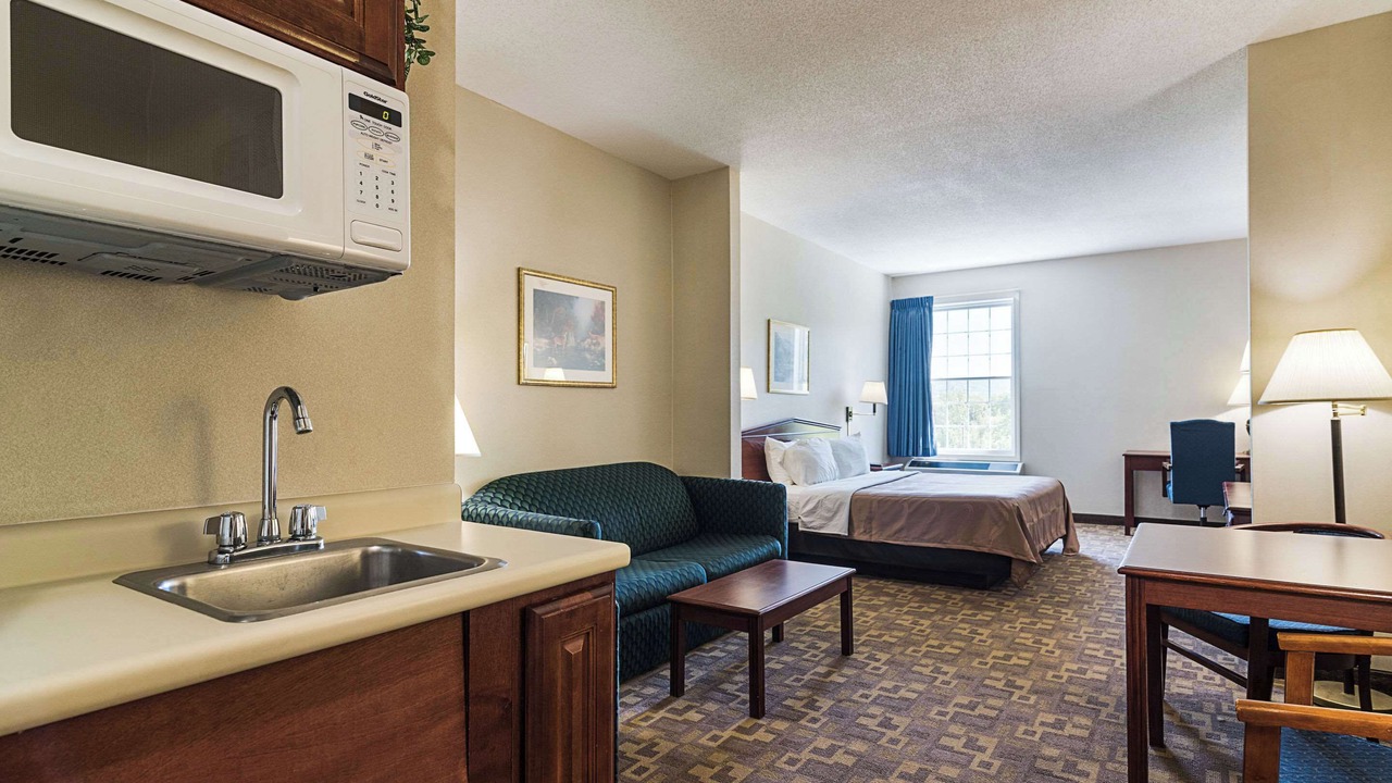 Photo of Others in Central Bridge