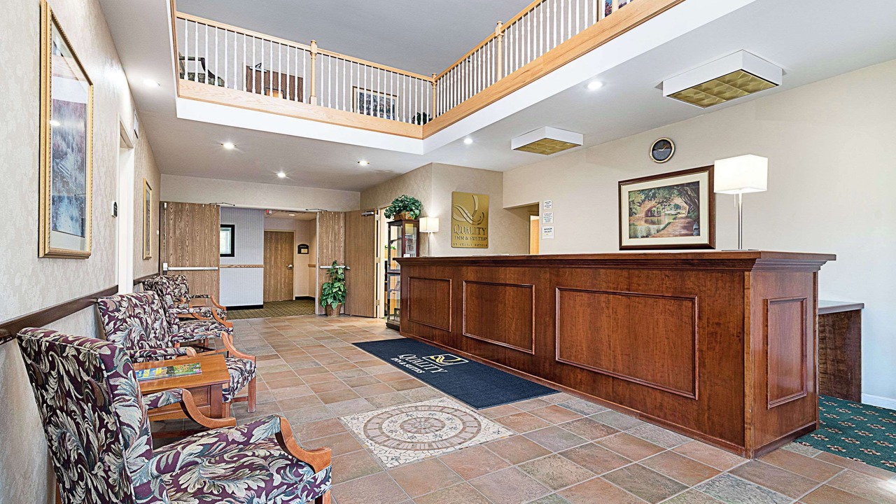 Photo of Others in Central Bridge