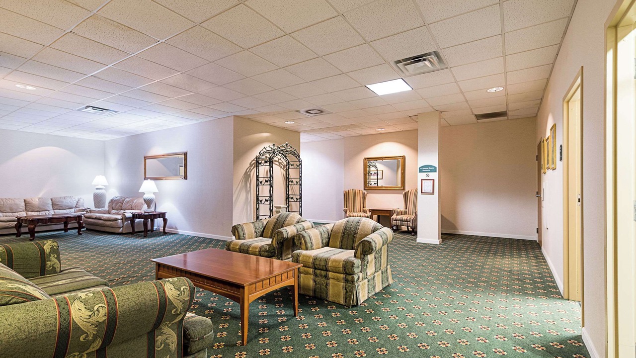 Photo of Others in Central Bridge