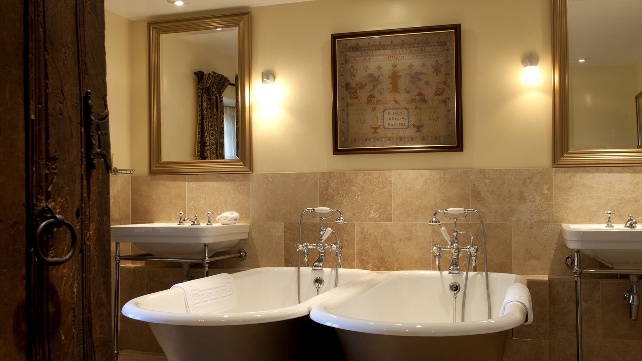 Photo of Bathroom in Ford