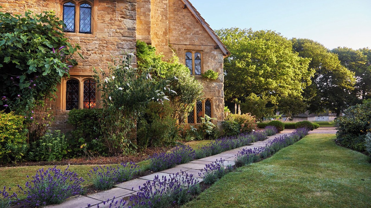 Photo of Outdoor in Ford