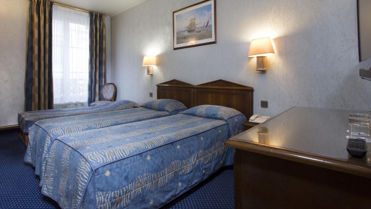 Photo of Bedroom in Arts-et-Metiers