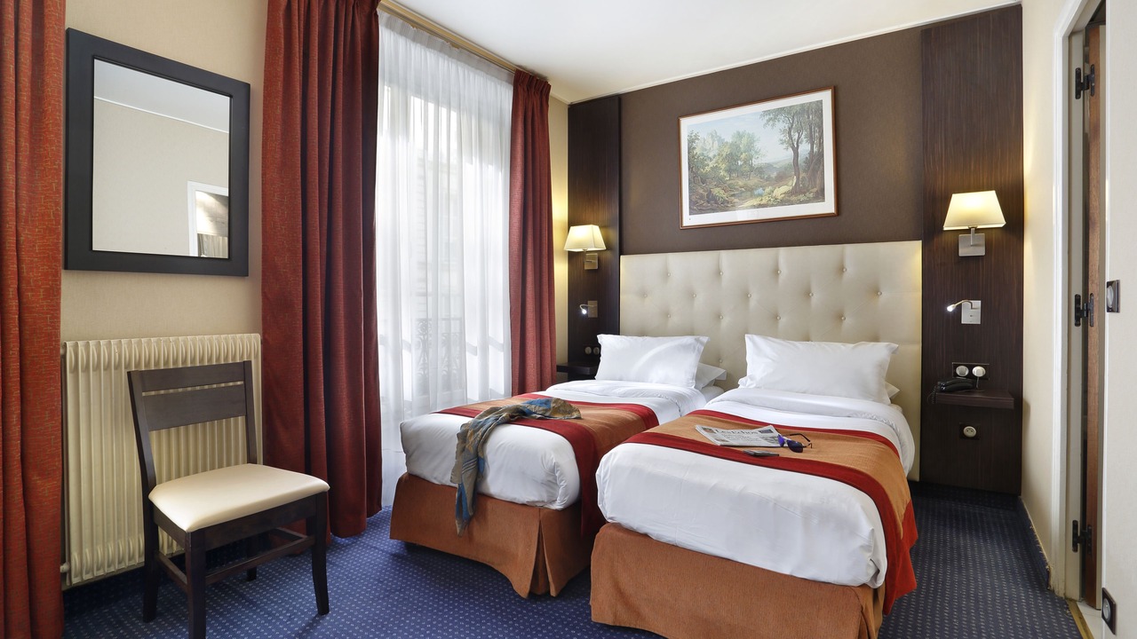 Photo of Bedroom in Arts-et-Metiers