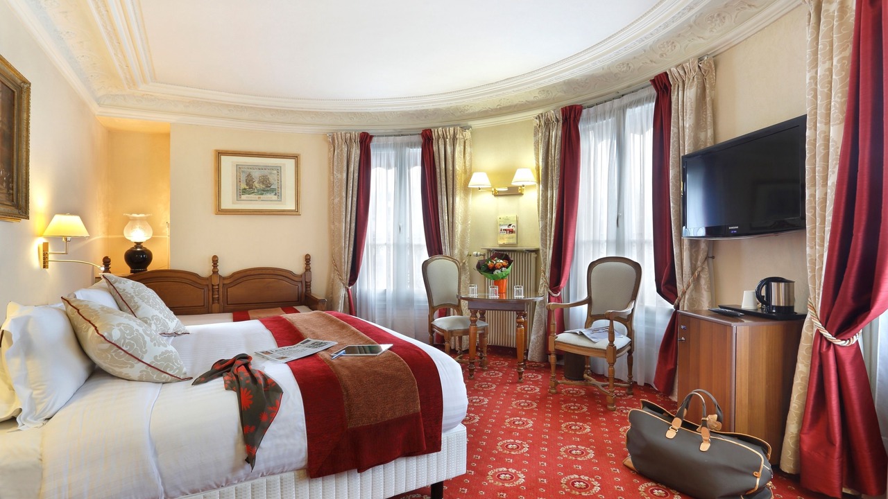Photo of Bedroom in Arts-et-Metiers