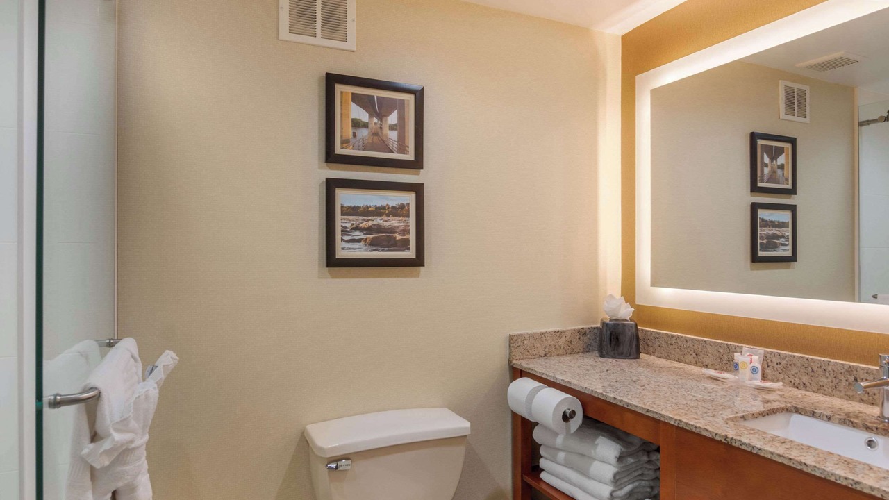 Photo of Bedroom in Colonial Heights