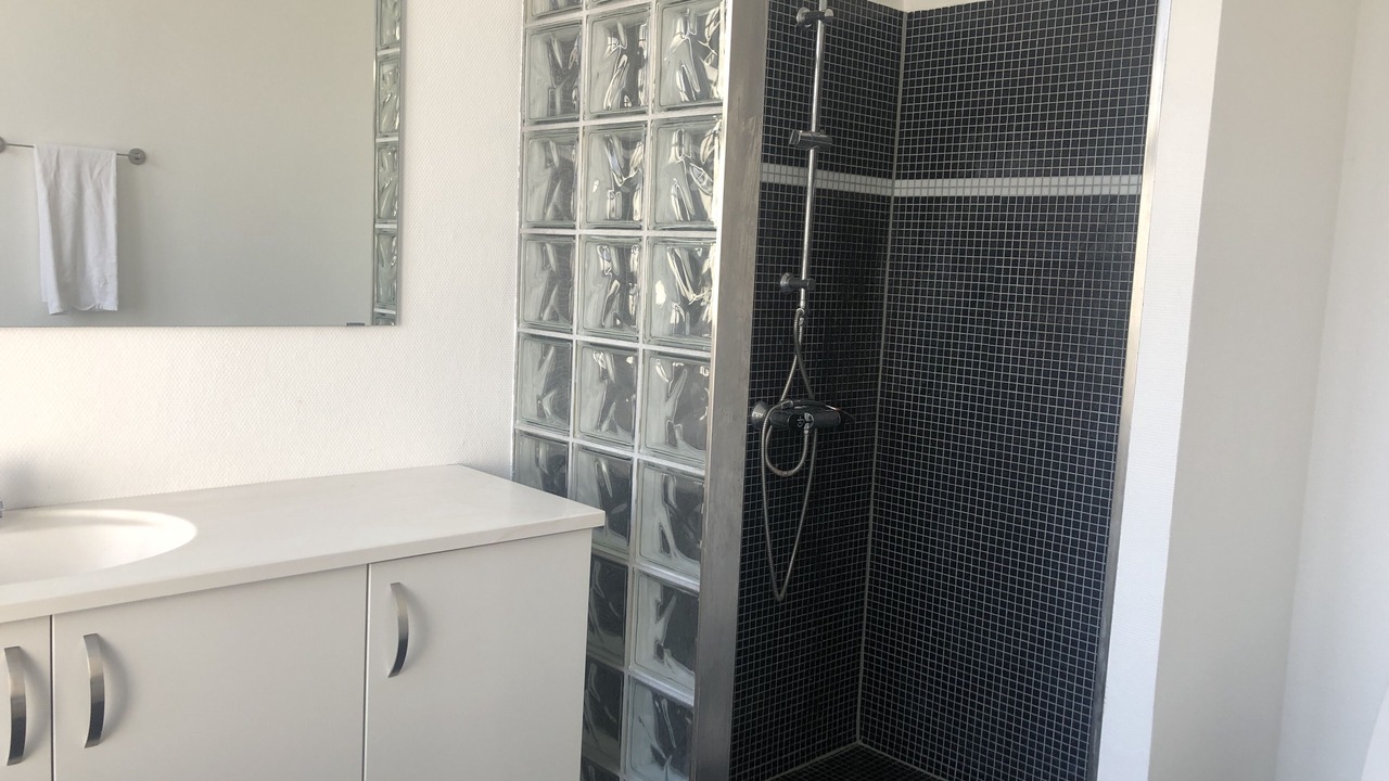 Photo of Bathroom in Logstor